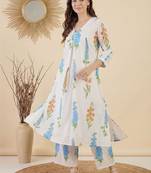Women Floral Printed Regular Pure Cotton Kurta with Trousers