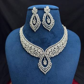 Luxury CZ Bridal Necklace Set, Rhodium Plated Brass, Teardrop Floral Design 3