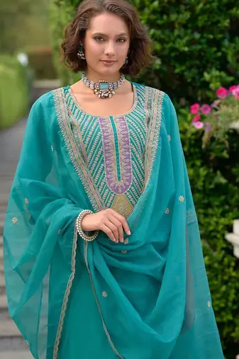 Ethnic Motifs Yoke Design Straight Kurta with Trousers & Dupatta