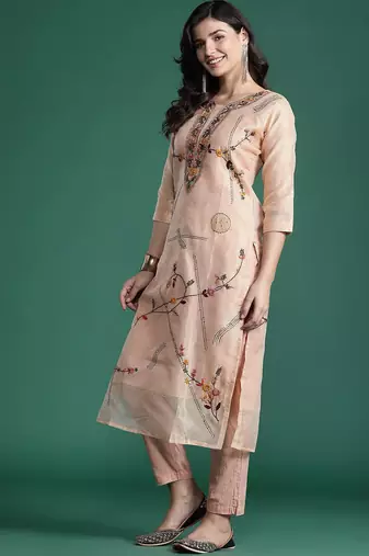 Floral Embroidered Thread Work Pure Cotton Kurta with Trousers & With Dupatta