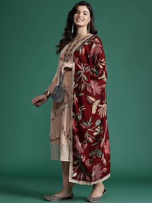 floral embroidered thread work  cotton kurta with trousers & with dupatta 7
