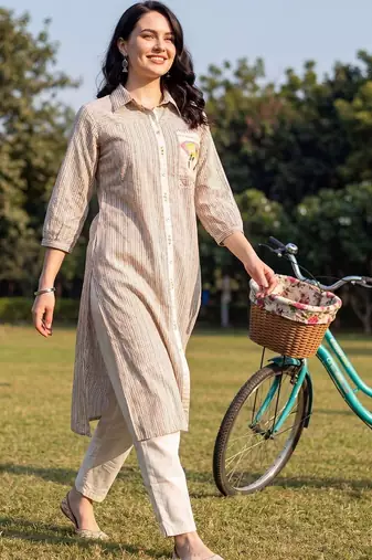 Women Striped Regular Pure Cotton Kurta with Trousers