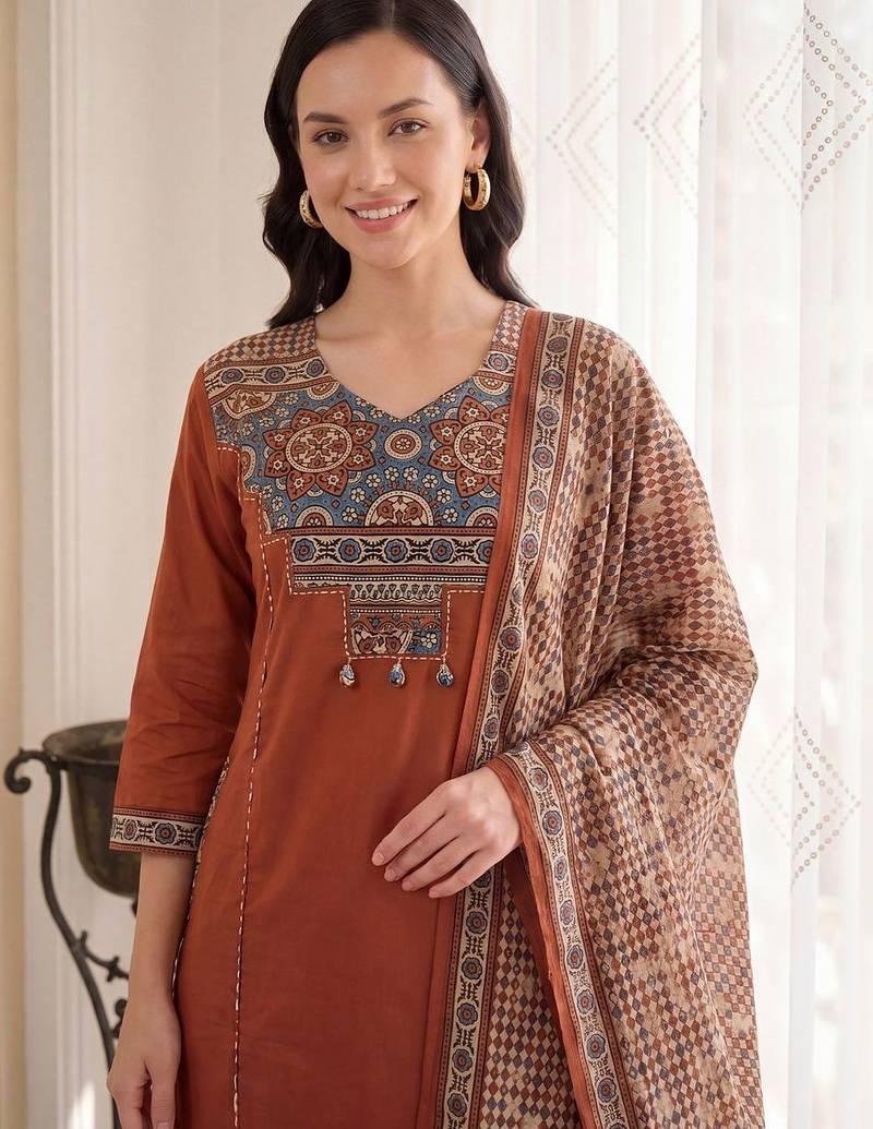 Women Ethnic Motifs Embroidered Regular Thread Work Pure Cotton Kurta with Trousers & With Dupatta