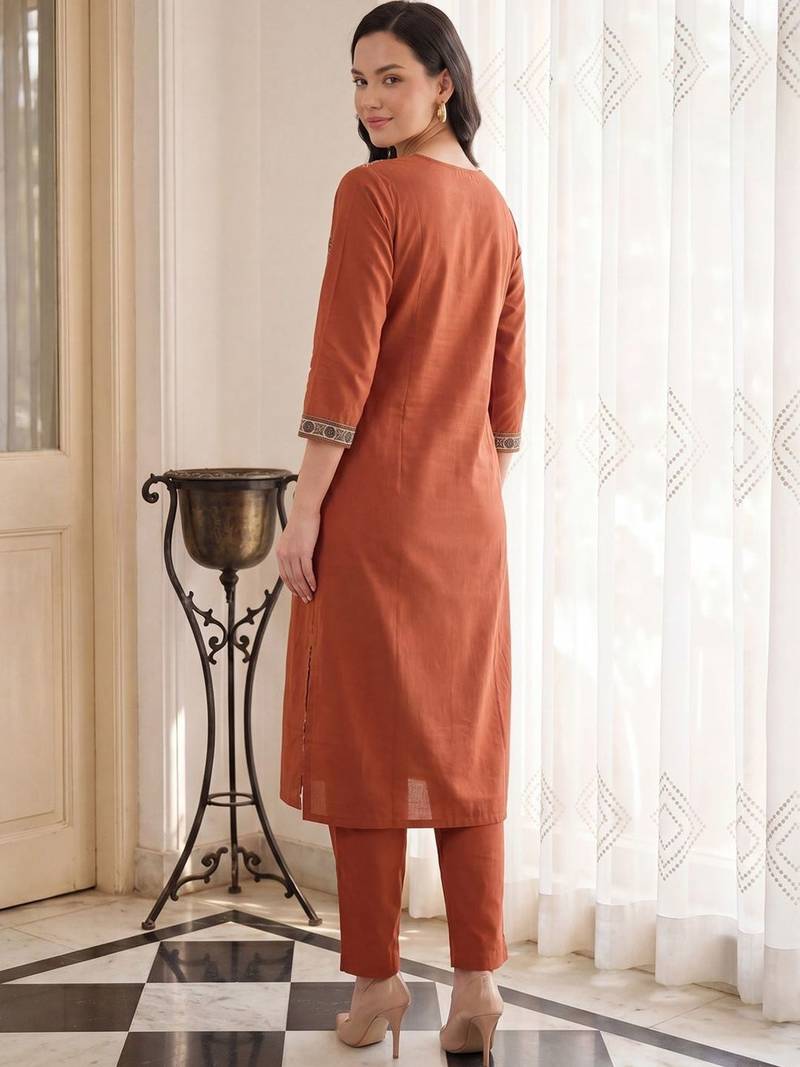 Women Ethnic Motifs Embroidered Regular Thread Work Pure Cotton Kurta with Trousers & With Dupatta