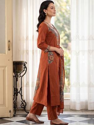 Women Ethnic Motifs Embroidered Regular Thread Work Pure Cotton Kurta with Trousers & With Dupatta 6