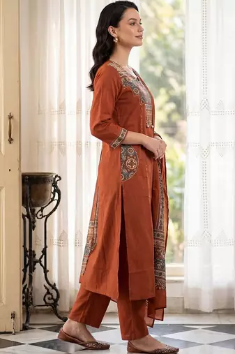 Women Ethnic Motifs Embroidered Regular Thread Work Pure Cotton Kurta with Trousers & With Dupatta
