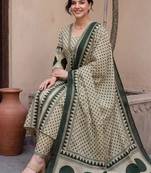 Women Printed Regular Pure Cotton Kurta with Trousers & With Dupatta