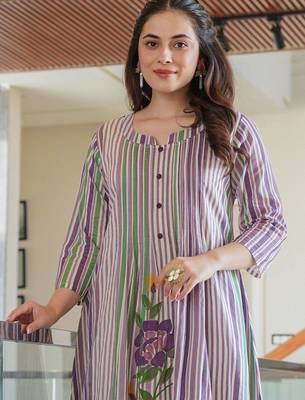 Floral Printed Notch Neck A Line Pure Cotton Kurta With Trousers 2