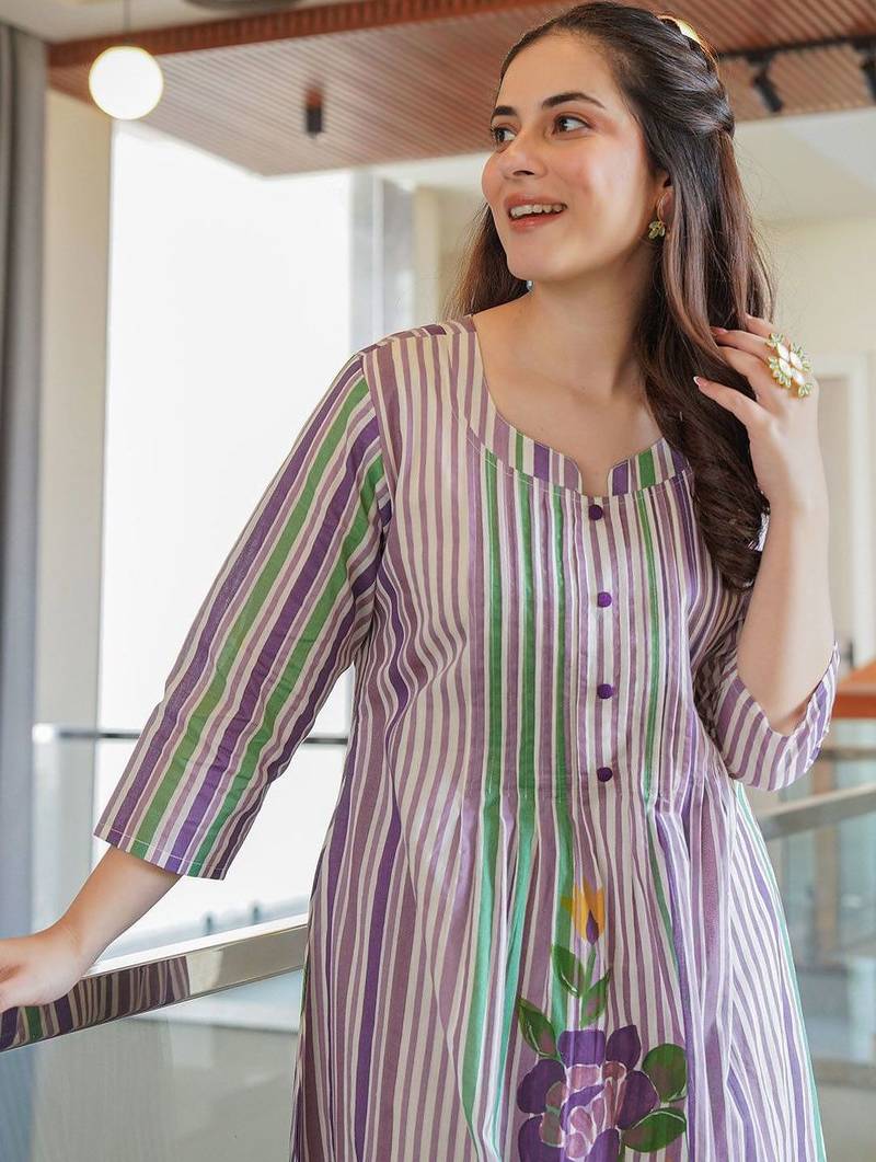 Floral Printed Notch Neck A Line Pure Cotton Kurta With Trousers