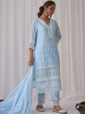 Ethnic Embroidered V-Neck Thread Work Pure Cotton Kurta with Trousers & Dupatta 1