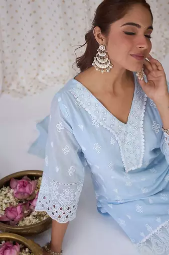 Ethnic Embroidered V-Neck Thread Work Pure Cotton Kurta with Trousers & Dupatta