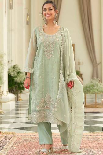 Ethnic Motifs Embroidered Sequinned Kurta With Trousers & Dupatta