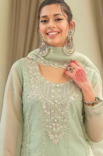 Ethnic Motifs Embroidered Sequinned Kurta With Trousers & Dupatta