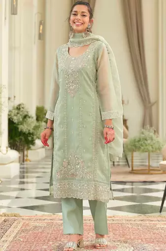 Ethnic Motifs Embroidered Sequinned Kurta With Trousers & Dupatta