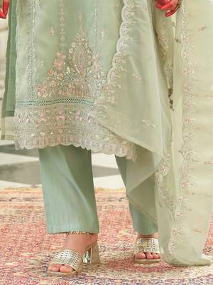 Ethnic Motifs Embroidered Sequinned Kurta With Trousers & Dupatta 6