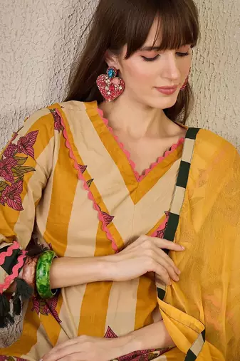 Floral Printed Pure Cotton Kurta with Trousers & Dupatta