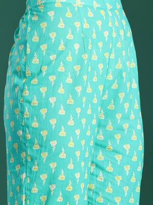 Floral Printed Pure Cotton Kurta with Trousers & With Dupatta 3