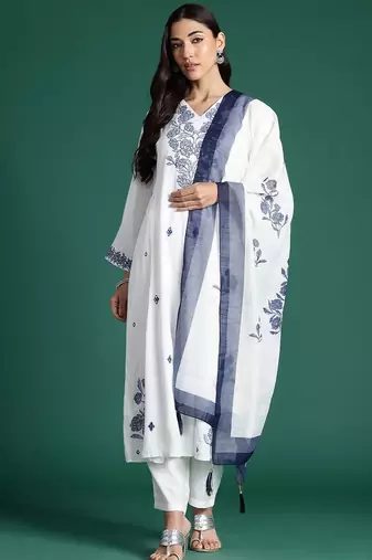 Floral Embroidered Thread Work Pure Cotton Kurta with Trousers & With Dupatta