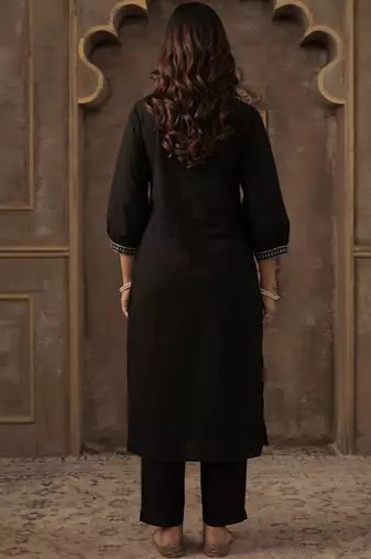 Women Ethnic Motifs Embroidered Thread Work Cotton Kurta with Trousers & Dupatta