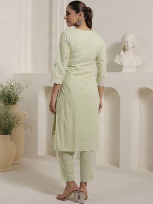 women floral embroidered thread work  cotton kurta with trousers & dupatta 4