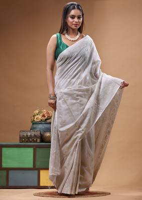 offwhite silk blend stitch saree with self hand-embroidered floral pallu 2