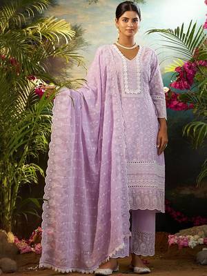 women ethnic motifs embroidered cotton kurta with trousers & dupatta 1