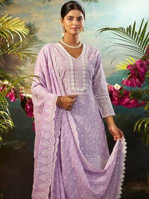 women ethnic motifs embroidered cotton kurta with trousers & dupatta 2