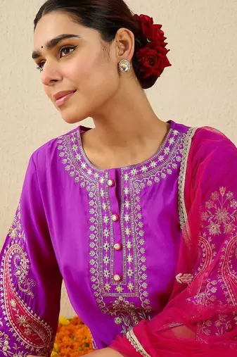 Floral Yoke Design Round Neck Thread Work Straight Kurta & Dupatta with Trousers