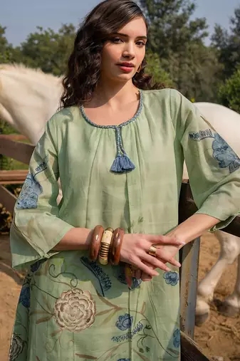 Women Floral Printed Regular Pure Cotton A-Line Kurta with Trousers