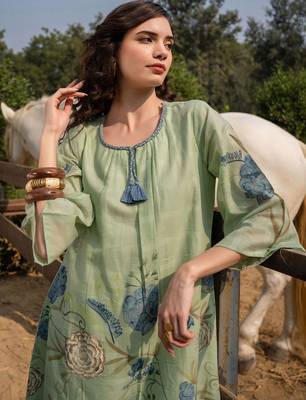 Women Floral Printed Regular Pure Cotton A-Line Kurta with Trousers 3