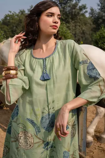 Women Floral Printed Regular Pure Cotton A-Line Kurta with Trousers