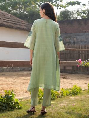 Women Floral Printed Regular Pure Cotton A-Line Kurta with Trousers 6