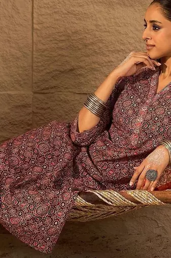 Women Printed Regular Pure Cotton Kurta with Trousers