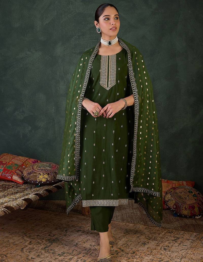 Women Ethnic Motifs Embroidered Kurta with Trousers & Dupatta