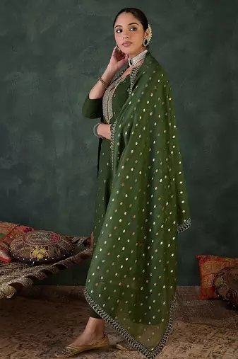 Women Ethnic Motifs Embroidered Kurta with Trousers & Dupatta