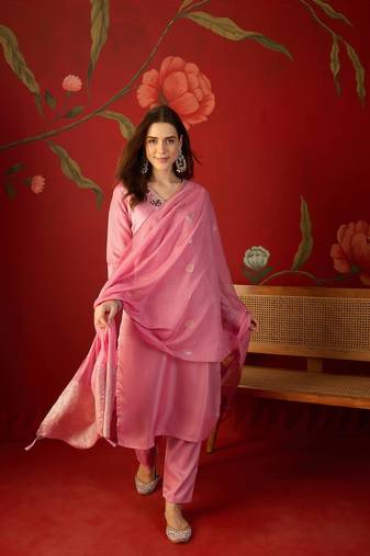 Pink roman glass kurta pant set with heavy sequin jacquard dupatta