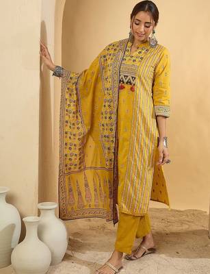 Women Ethnic Motifs Printed Regular Pure Cotton Kurta with Trousers & With Dupatta 1