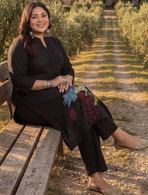Plus Size Black Embroidered A-Line Kurta Palazzos Set 5