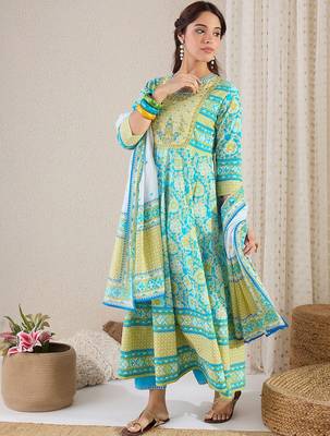 Floral Printed Notch Neck Pure Cotton Kurta With Trousers & Dupatta 1