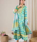 Floral Printed Notch Neck Pure Cotton Kurta With Trousers & Dupatta