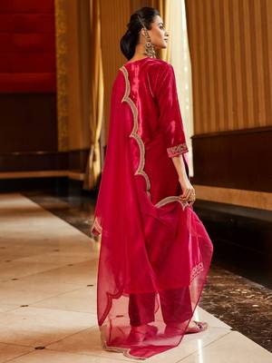 Women Ethnic Motifs Embroidered Regular Sequinned Velvet Kurta with Trousers & With Dupatta 3