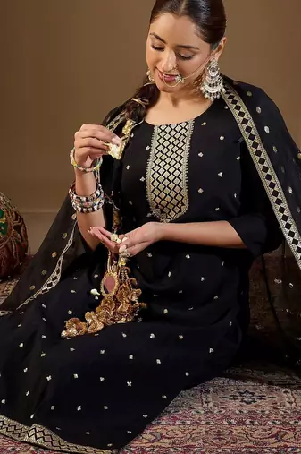 Women Ethnic Motifs Embroidered Regular Sequinned Kurta with Trousers & With Dupatta