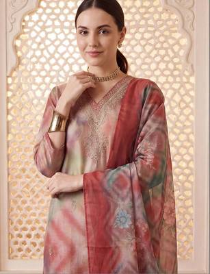 Women Dyed Regular Thread Work Kurta with Trousers & With Dupatta 3