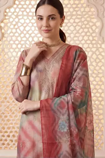 Women Dyed Regular Thread Work Kurta with Trousers & With Dupatta