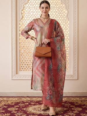Women Dyed Regular Thread Work Kurta with Trousers & With Dupatta 6