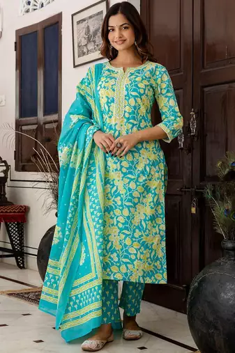 Women Floral Printed Regular Pure Cotton Kurta with Trousers & With Dupatta