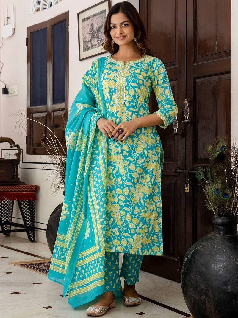 Women Floral Printed Regular Pure Cotton Kurta with Trousers & With Dupatta