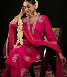 V Neck Ethnic Motifs Embroidered Sequinned Kurta with Trouser & Dupatta