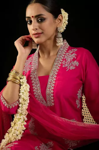 V Neck Ethnic Motifs Embroidered Sequinned Kurta with Trouser & Dupatta