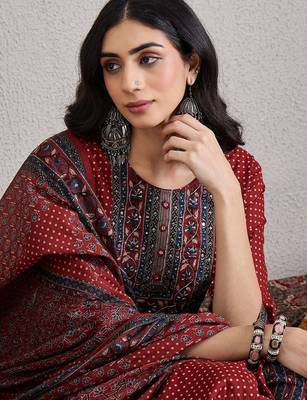 Ethnic Motifs Printed Pure Cotton Kurta with Trouser & With Dupatta 3